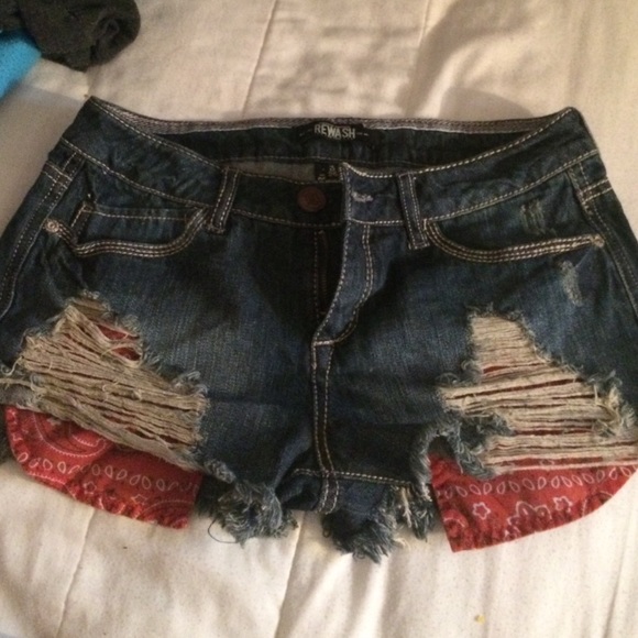 NEW JEAN SHORTS - Picture 1 of 4