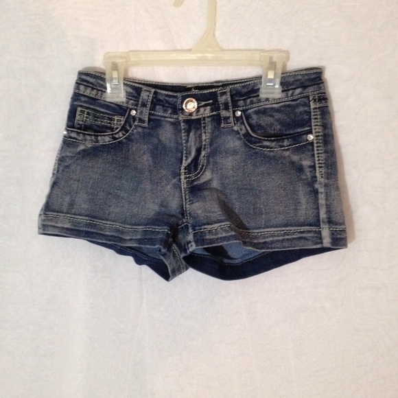 Eighty Eight shorts