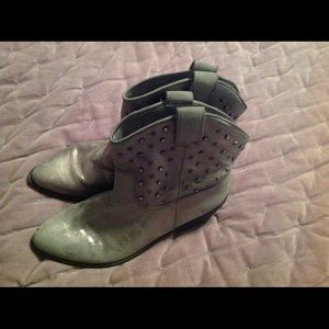 Grey studded cowboy boots!!!! GO MAXX