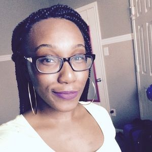 Meet your Posher, Mfonobong