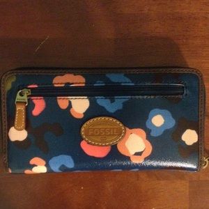 Fossil wallet