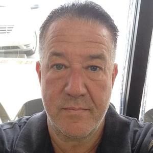 Meet your Posher, Scott