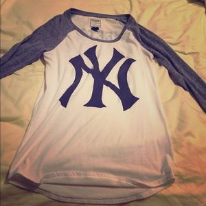 Victoria's Secret PINK New York Yankees tee