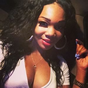 Meet your Posher, Brittney