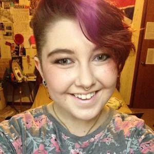 Meet your Posher, Aly