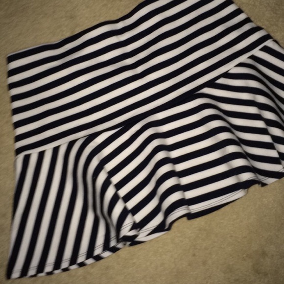 Forever 21 skirt