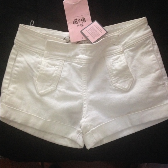 Juicy couture white shorts needs buttons bnwt
