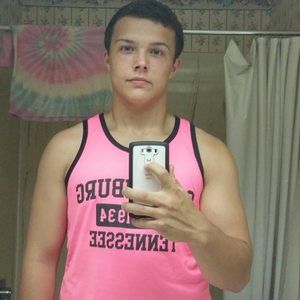 Meet your Posher, Tyler