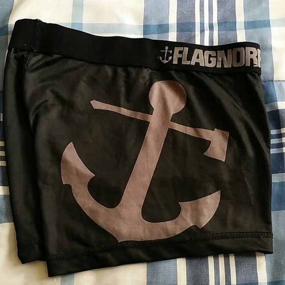 FlagNorFail tight shorts