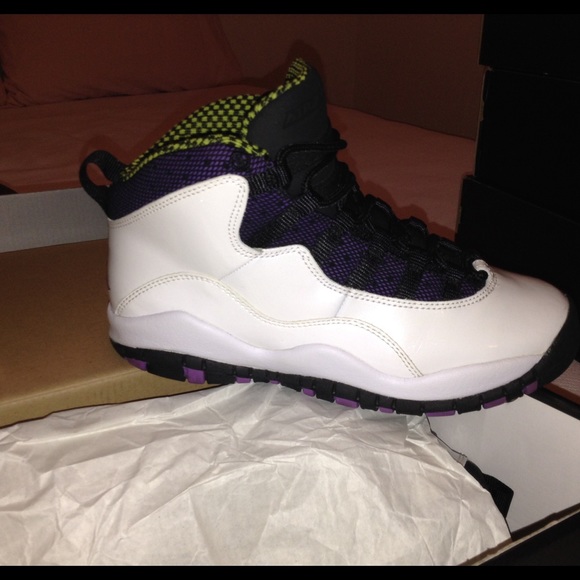 Air Jordan Cyber 10's - Picture 2 of 4