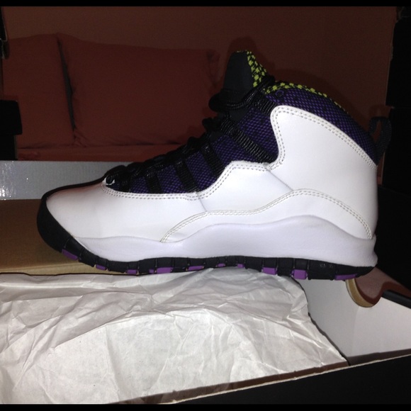 Air Jordan Cyber 10's - Picture 3 of 4
