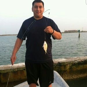 Meet your Posher, Genaro