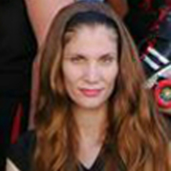 Meet your Posher, Elizabeth - Picture 8 of 8