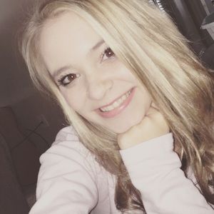 Meet your Posher, Avery