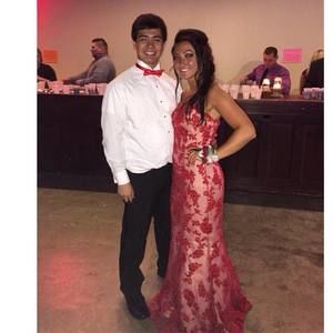 Meet your Posher, Lakin