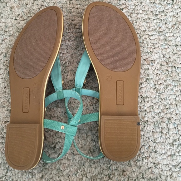 sandals - Picture 2 of 2