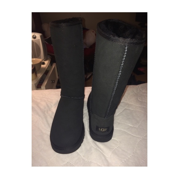 Tall Black Uggs