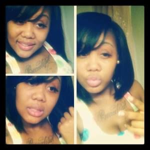 Meet your Posher, Teona