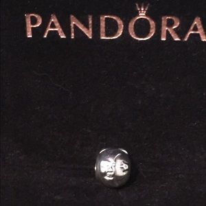 Pandora clip