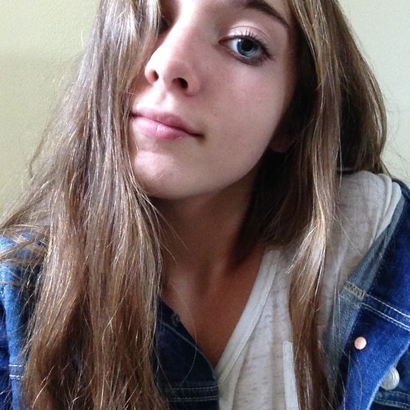 Meet your Posher, Melina