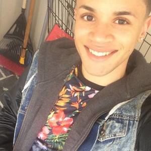 Meet your Posher, Isaiah