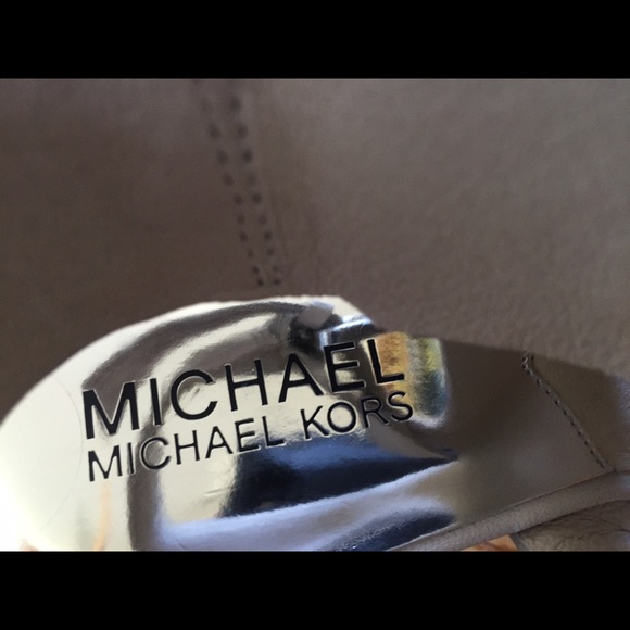 PIECES FOR SALE! Ready for fall?;) - Picture 3 of 4