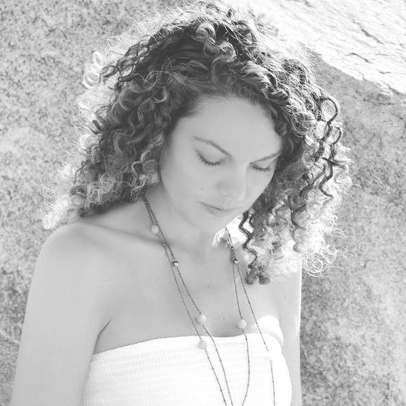 Meet your Posher, Rebecca - Picture 2 of 8