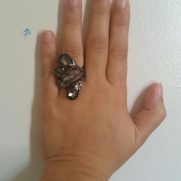 Formal Ring - Picture 2 of 3