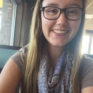 Meet your Posher, Chelbi