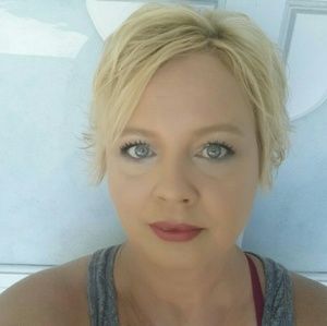 Meet your Posher, Christy