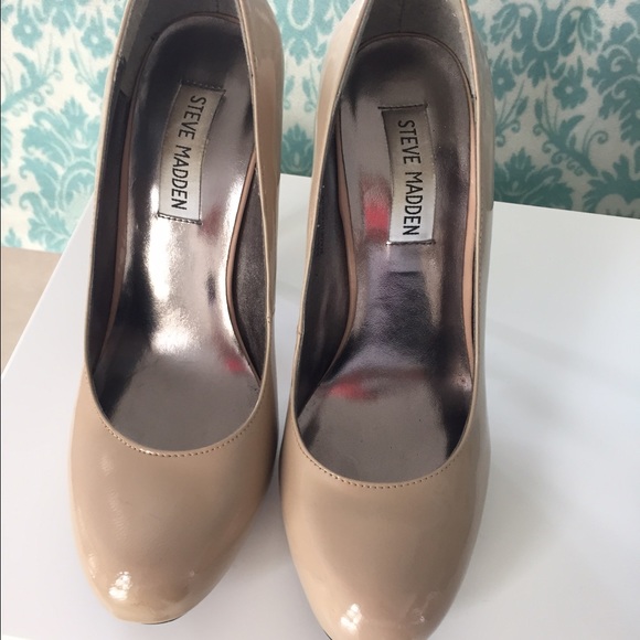 Steve Madden pumps