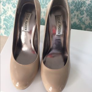 Steve Madden pumps