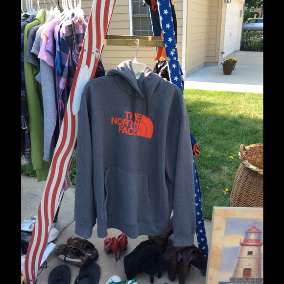 Mens north-face hoodie