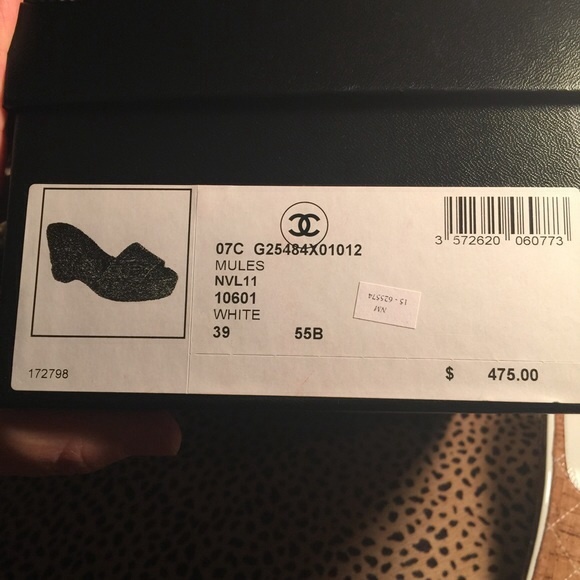 🚫🚫🚫SOLD🚫🚫🚫🚫CHANEL Cork Wedges LIKE NEW - Picture 3 of 4