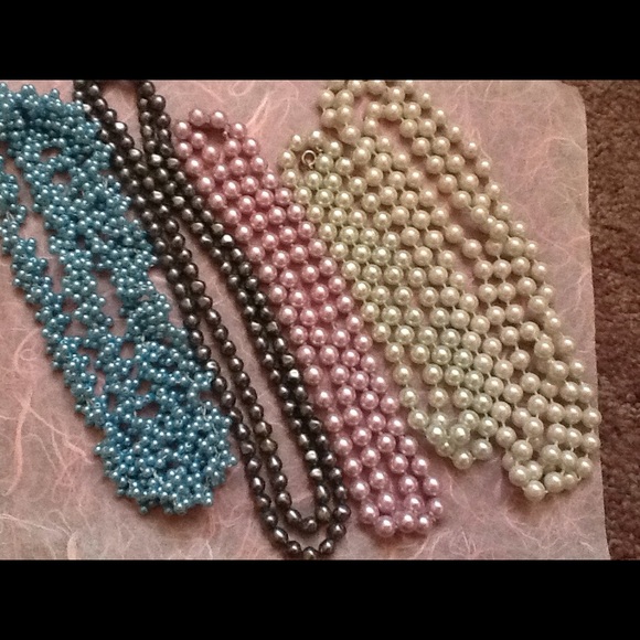 Vintage faux pearl necklace lot