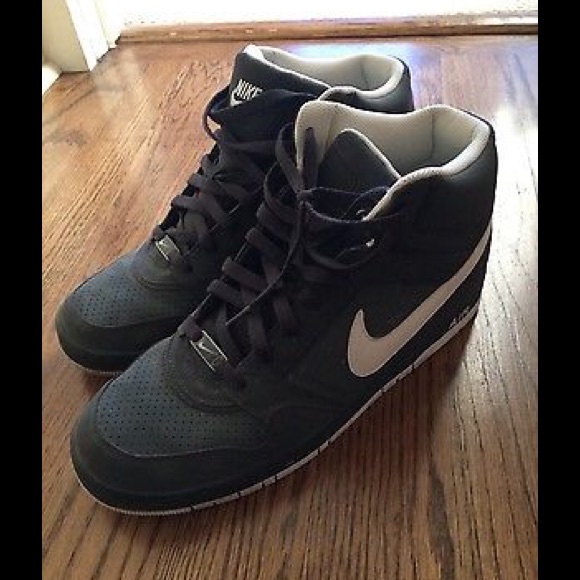 Blue nike air mens prestige lll size 10.5