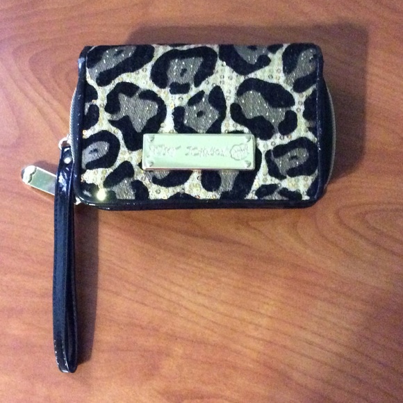 Betsy Johnson wrist wallet