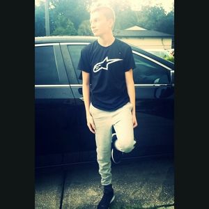 Meet your Posher, Dylan