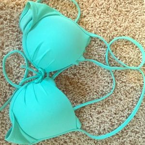 NWOT Victoria Secret bikini top