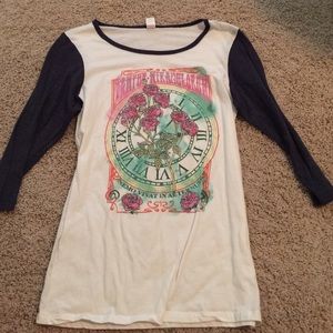 Urban Outfitters 3/4 length sleeve graphic tee