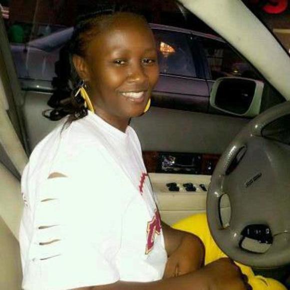 Meet your Posher, Yolanda - Picture 1 of 1