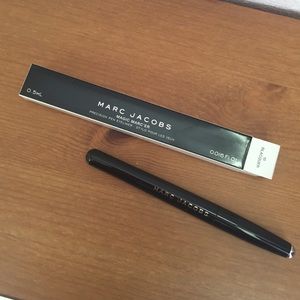 Marc Jacobs Blacquer 10 liquid eyeliner