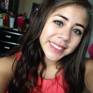 Meet your Posher, Azaleah