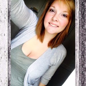 Meet your Posher, Whitney