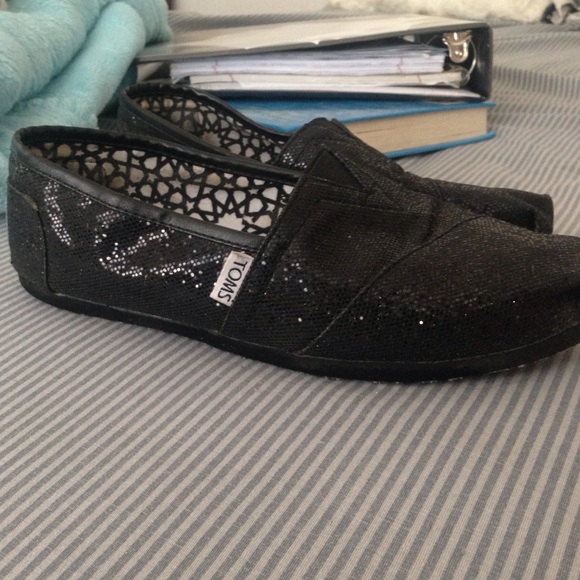Black sequin/sparkly toms