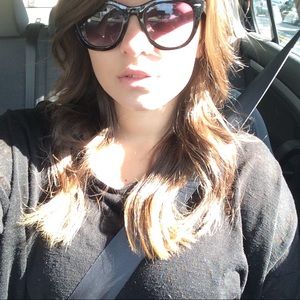 Meet your Posher, Paulina