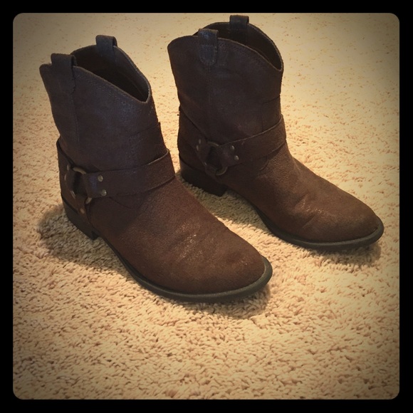Mossimo Supply Co. Shoes - SOLD in bundle. Super cute faux leather ankle boot