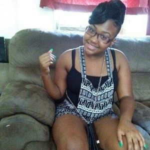 Meet your Posher, Alicia