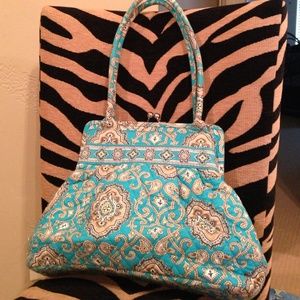 VERA BRADLEY//used once//purse