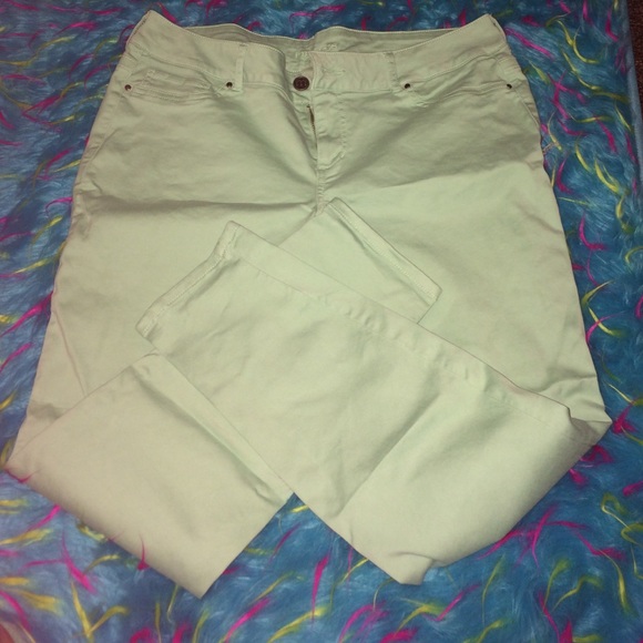 cute mint skinny jeggings.